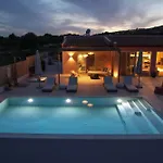 Yemaya Sea View Villa